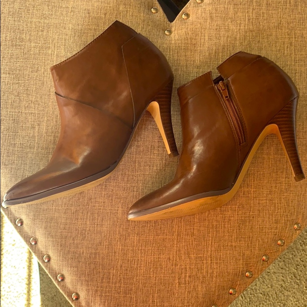 Carlos Santana Ankle Boots